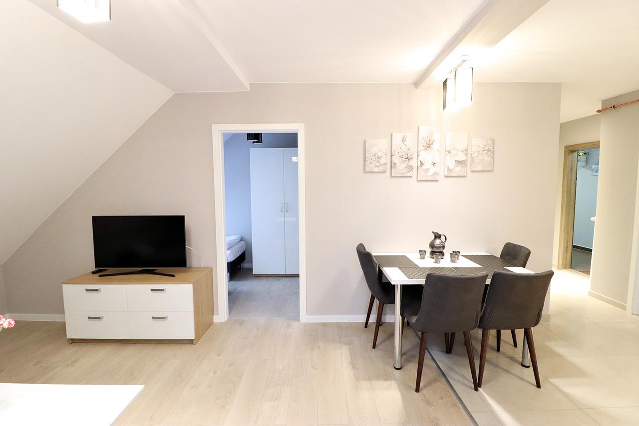 Apartamenty Bm'Kruk Stronie Śląskie Rum bild